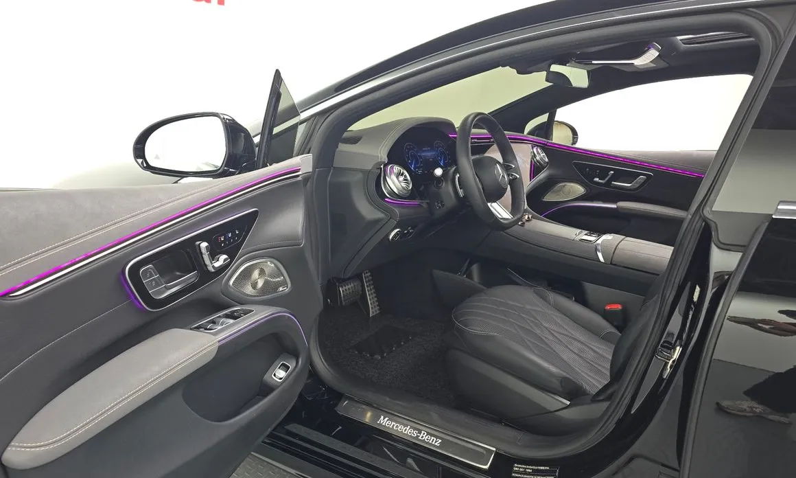 Mercedes-Benz EQS