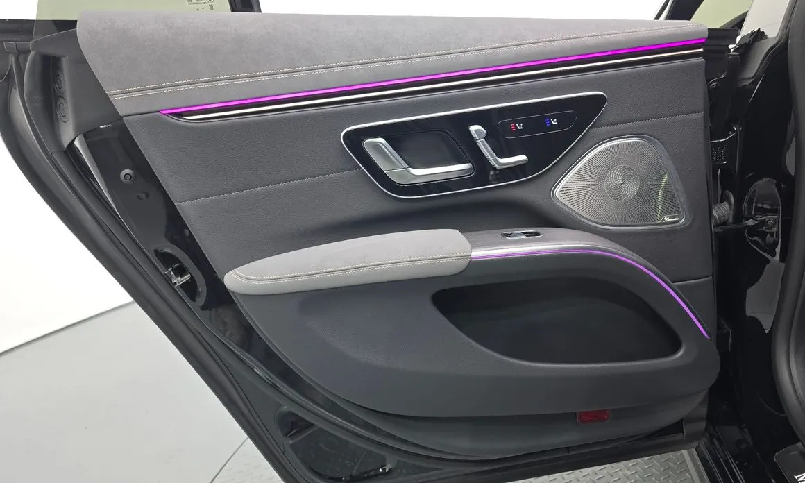 Mercedes-Benz EQS
