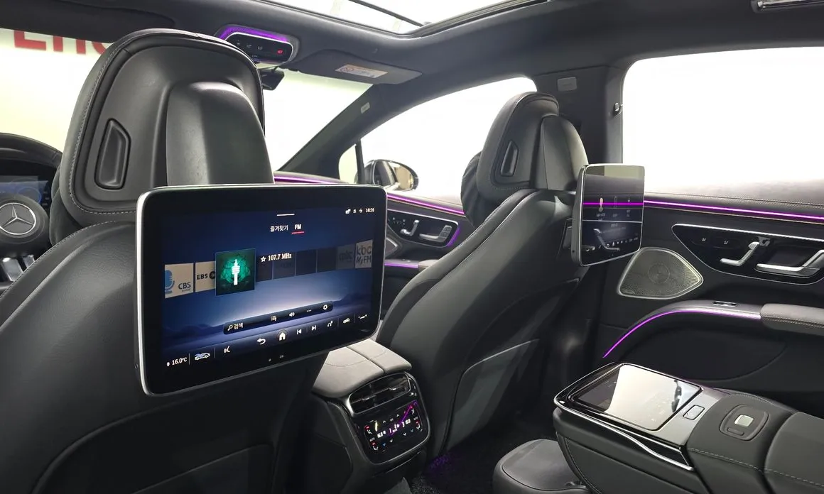 Mercedes-Benz EQS