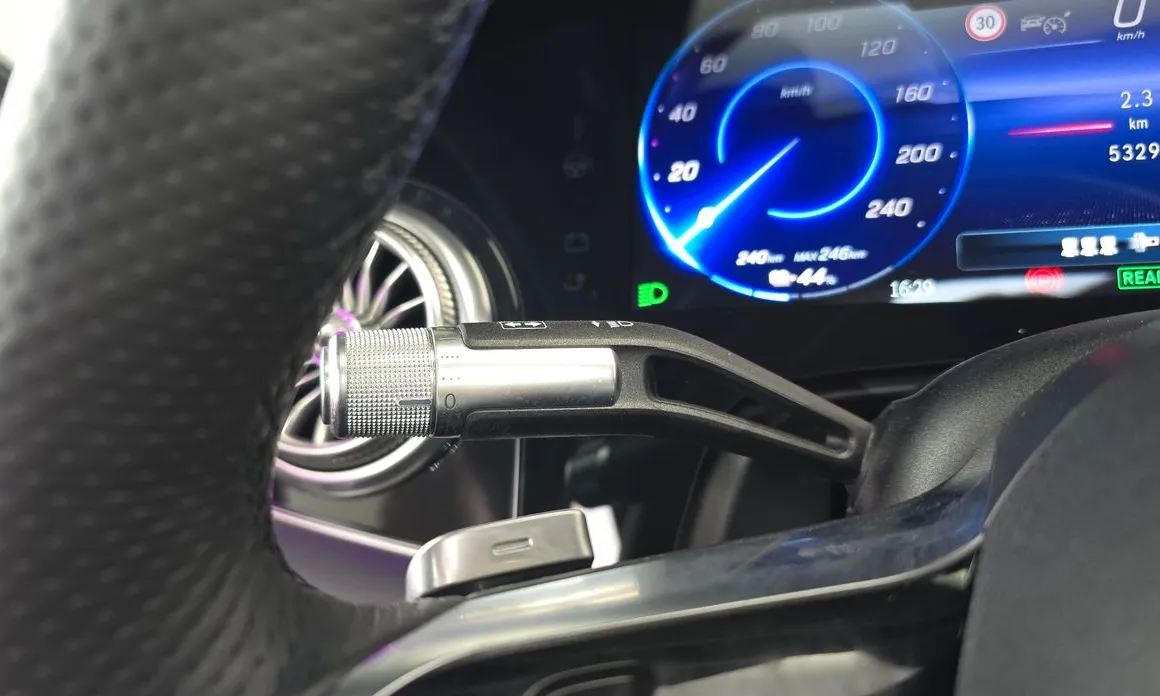 Mercedes-Benz EQS