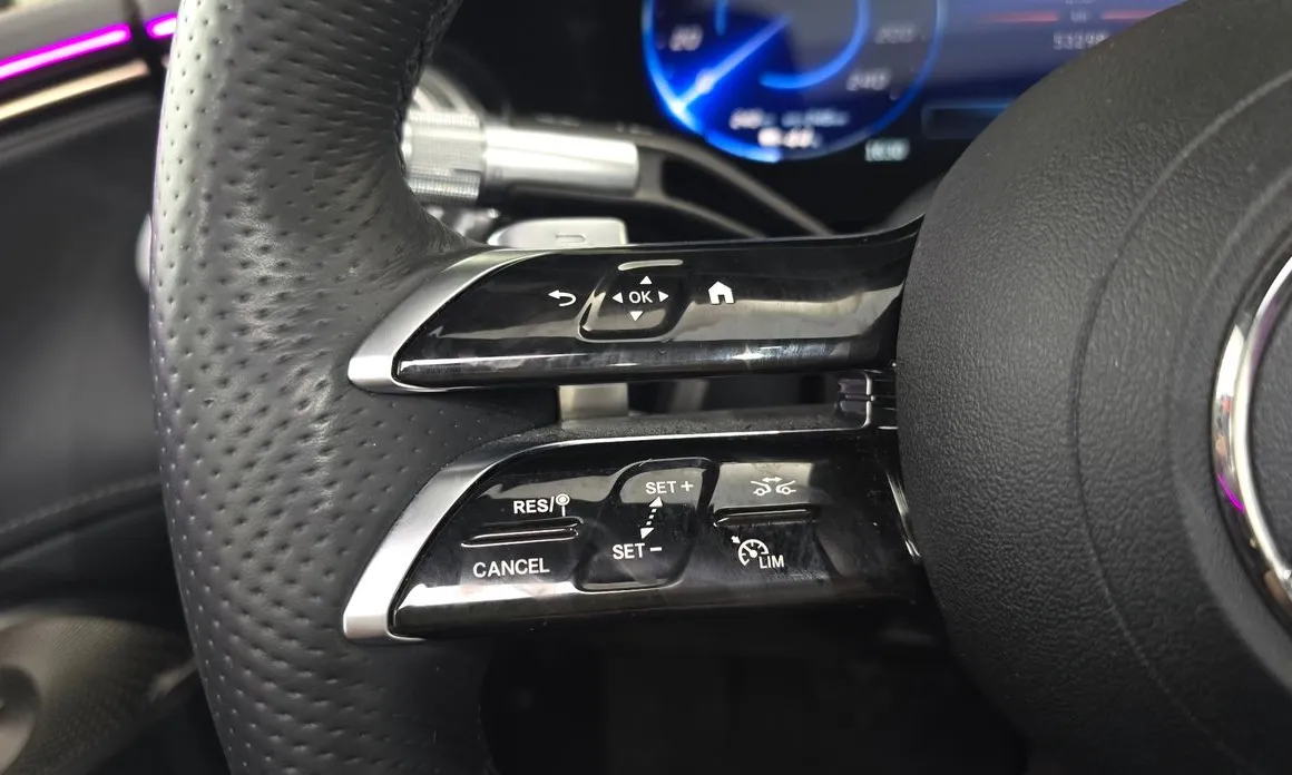 Mercedes-Benz EQS