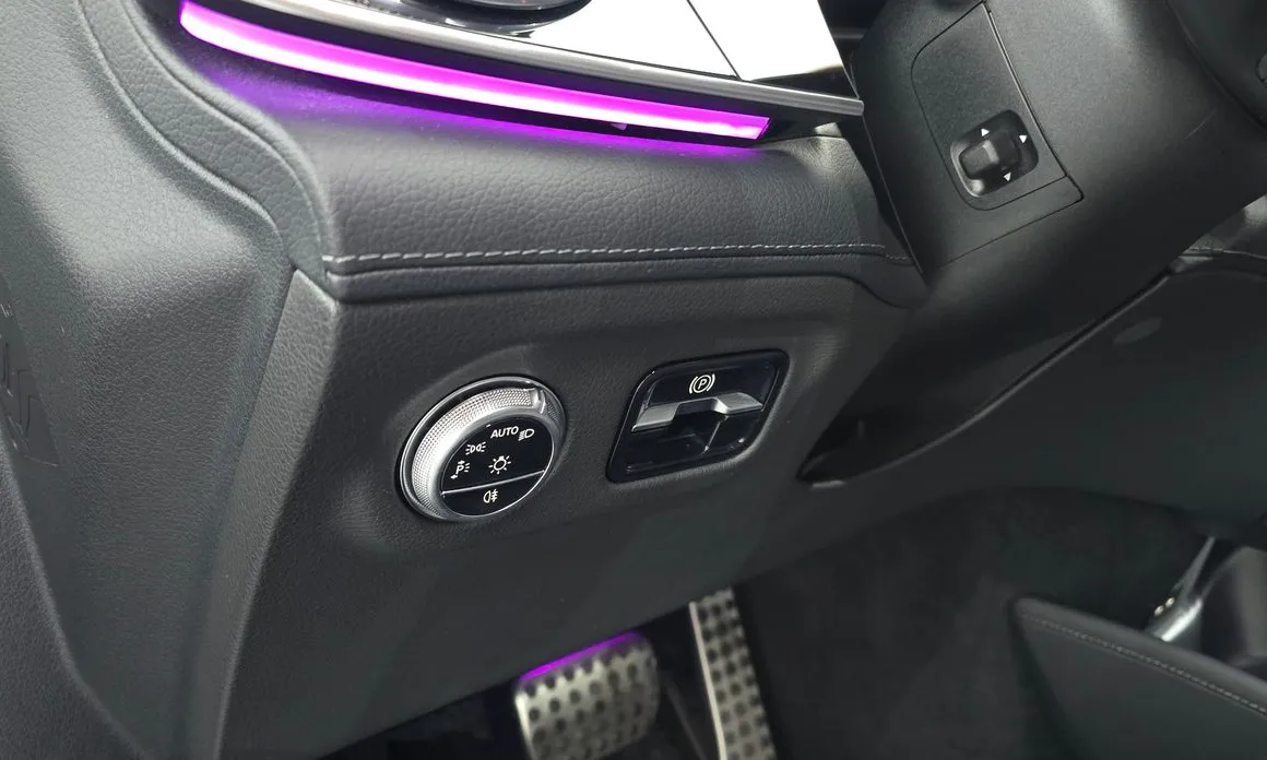 Mercedes-Benz EQS