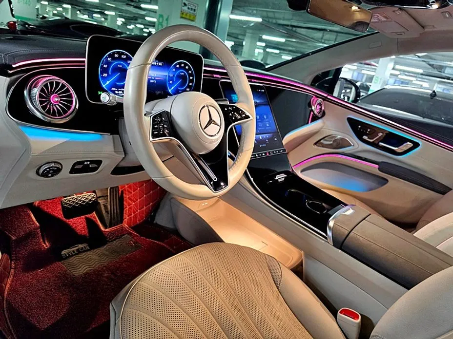 Mercedes-Benz EQS