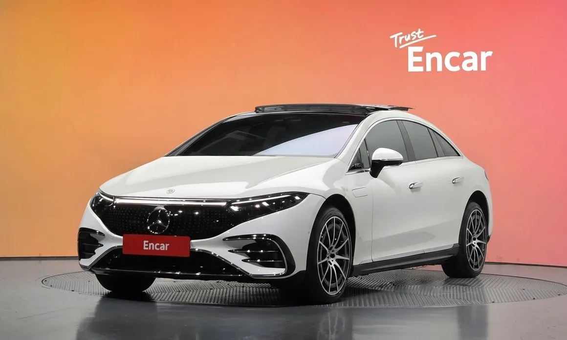 Mercedes-Benz EQS