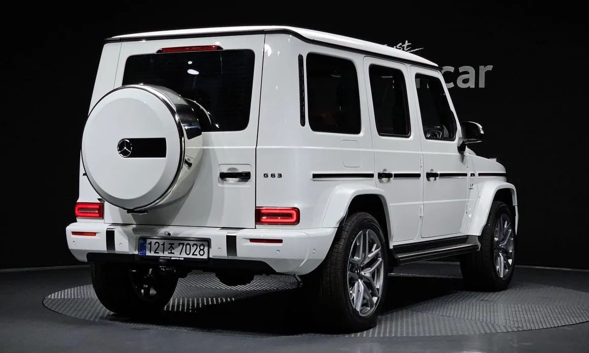 Mercedes-Benz G-Class