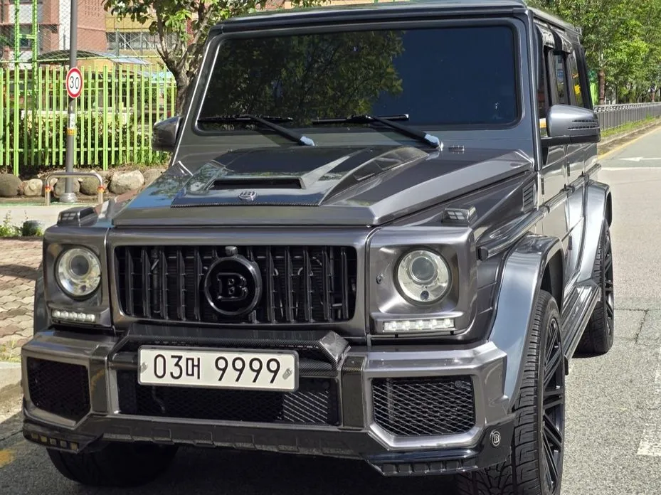 Mercedes-Benz G-Class