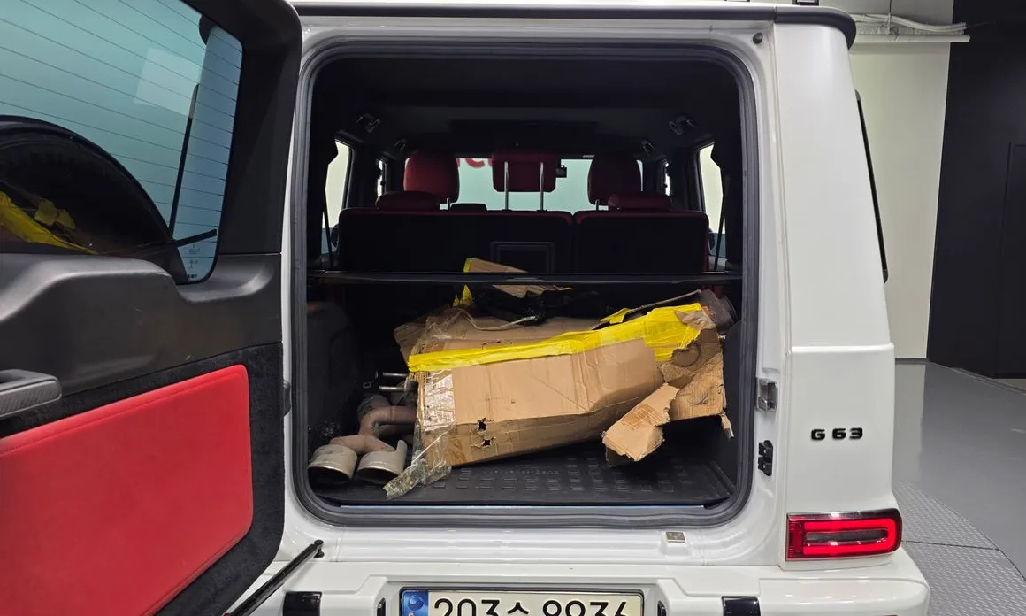 Mercedes-Benz G-Class
