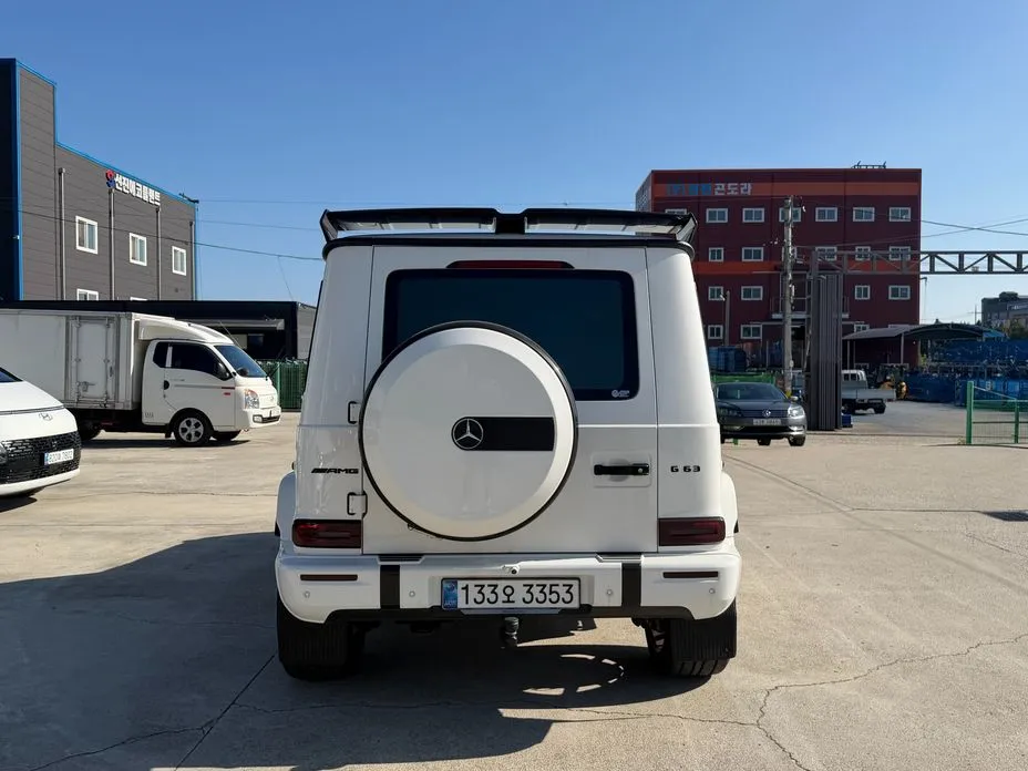 Mercedes-Benz G-Class