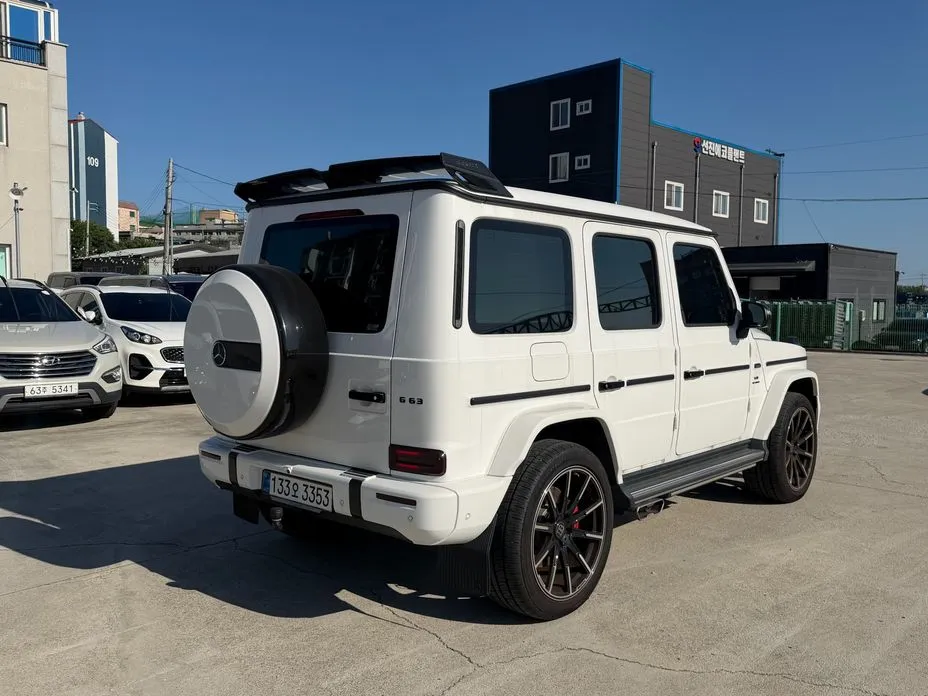 Mercedes-Benz G-Class
