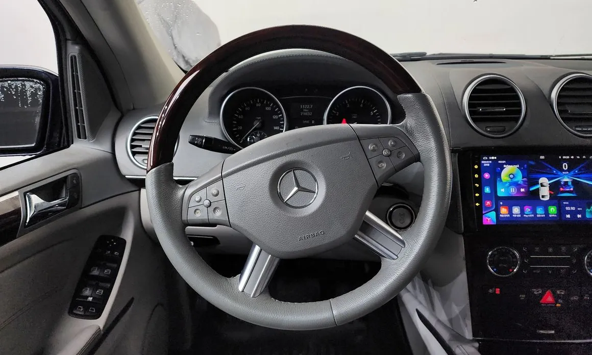 Mercedes-Benz GL-Class