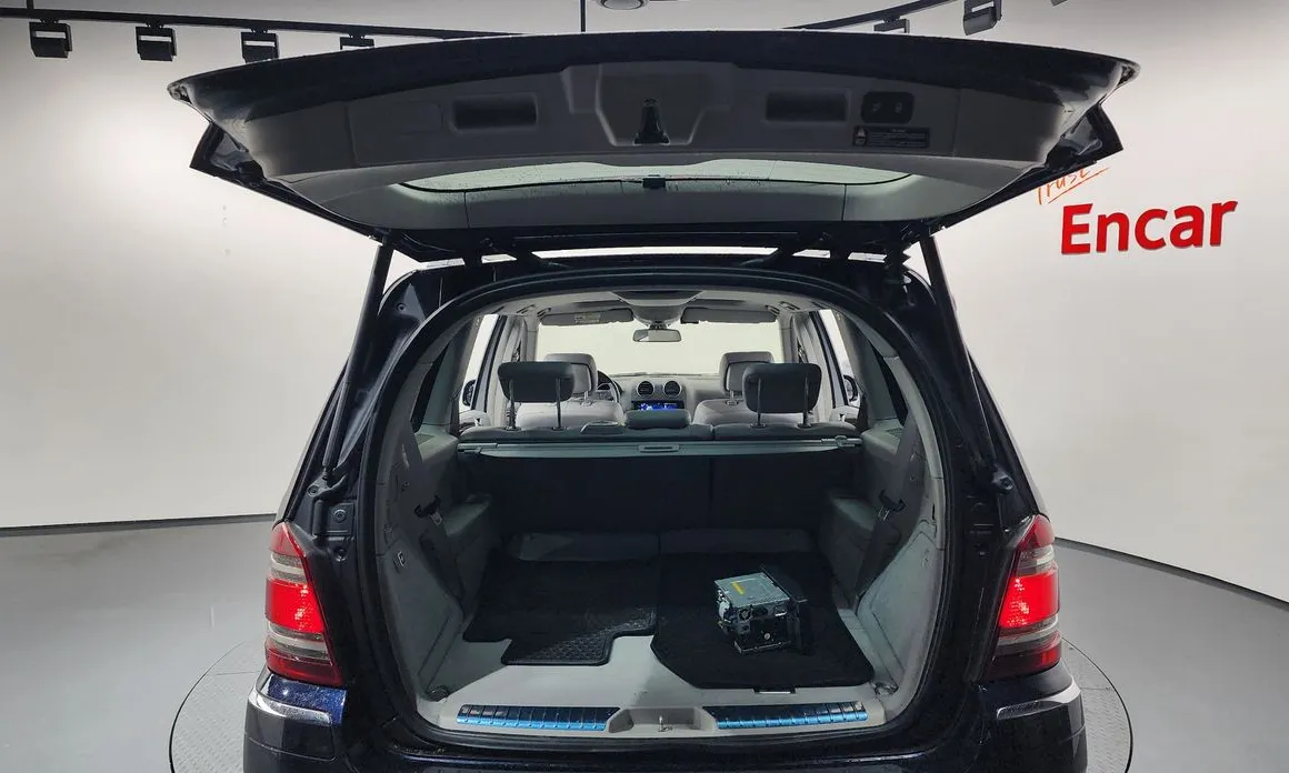 Mercedes-Benz GL-Class