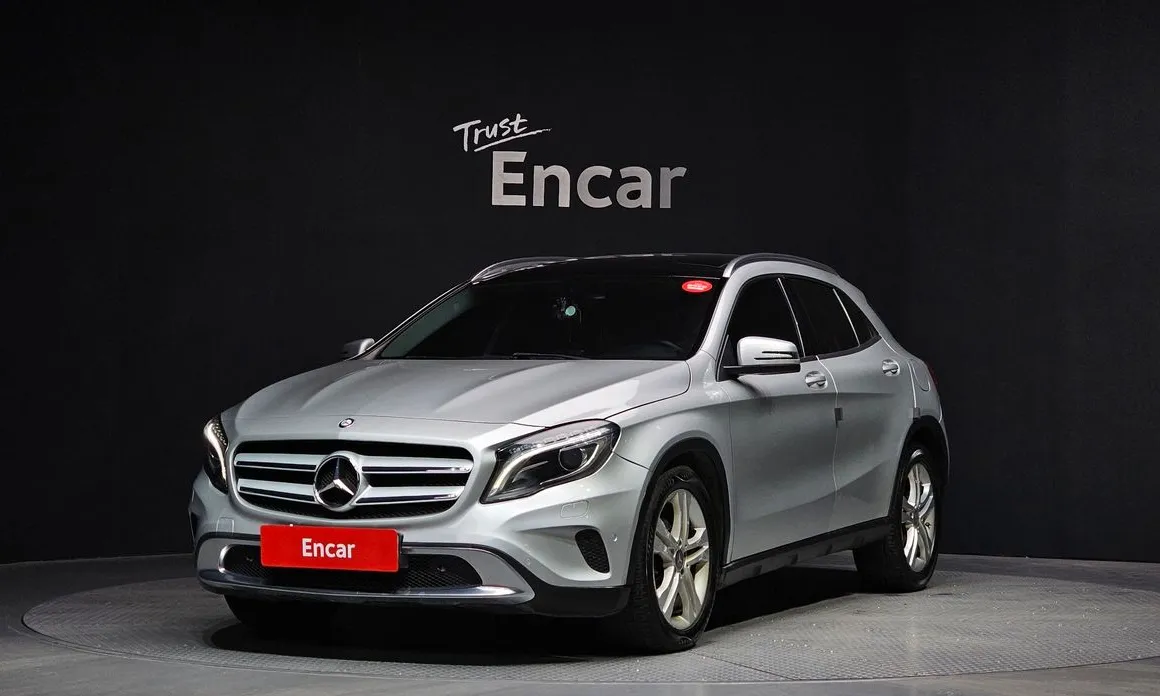 Mercedes-Benz GLA-Class