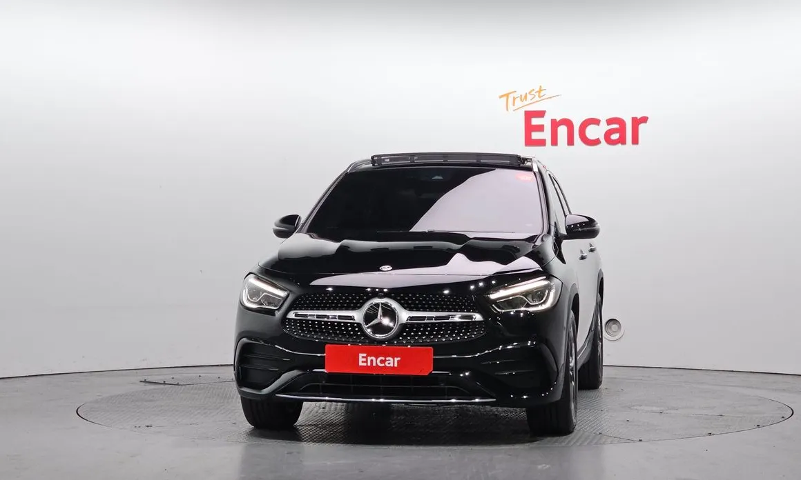 Mercedes-Benz GLA-Class