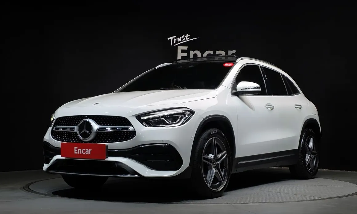 Mercedes-Benz GLA-Class