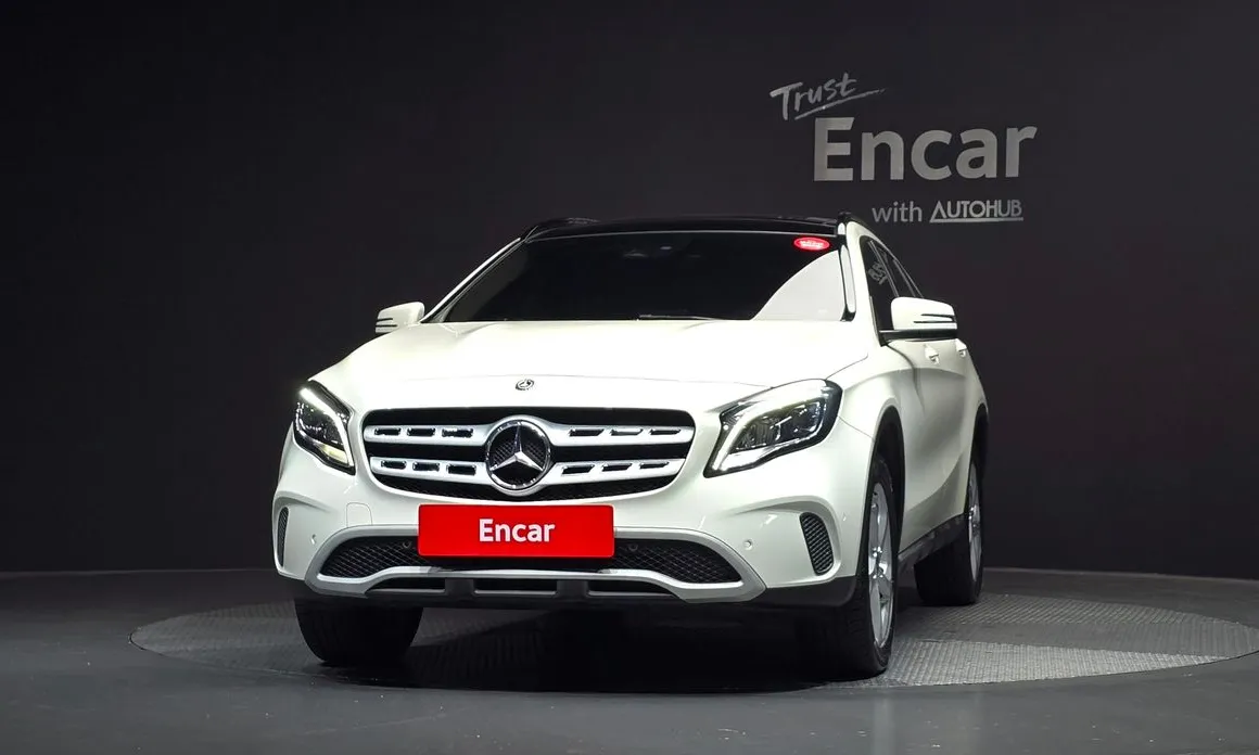 Mercedes-Benz GLA-Class