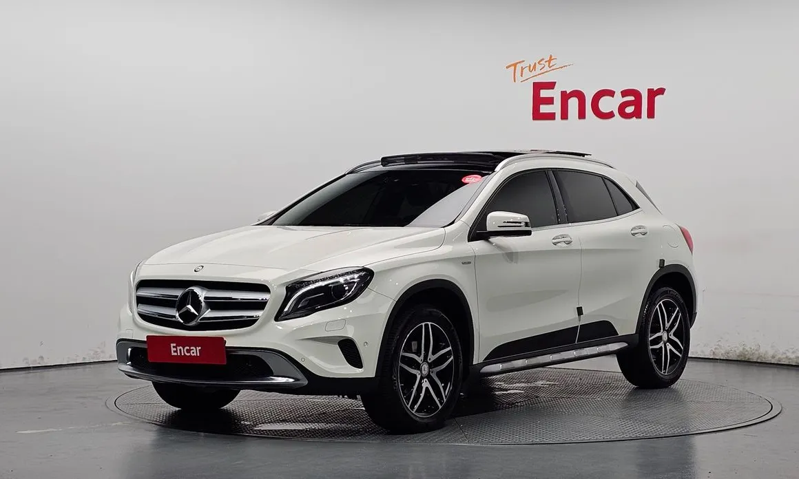 Mercedes-Benz GLA-Class