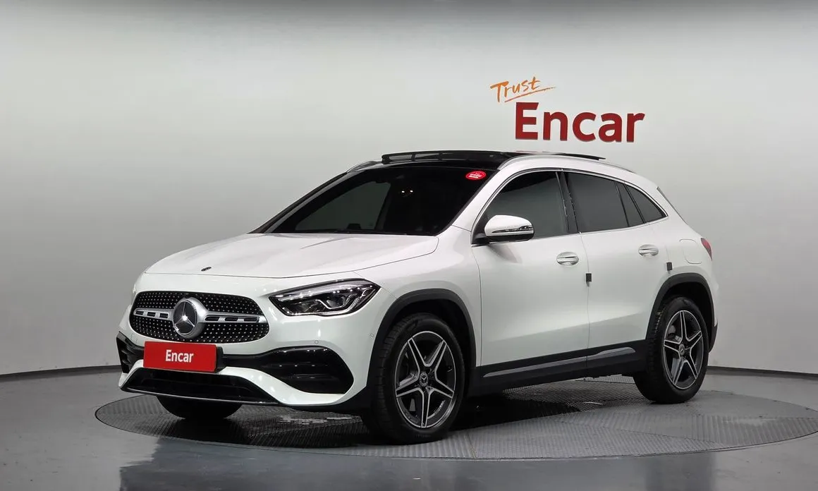 Mercedes-Benz GLA-Class