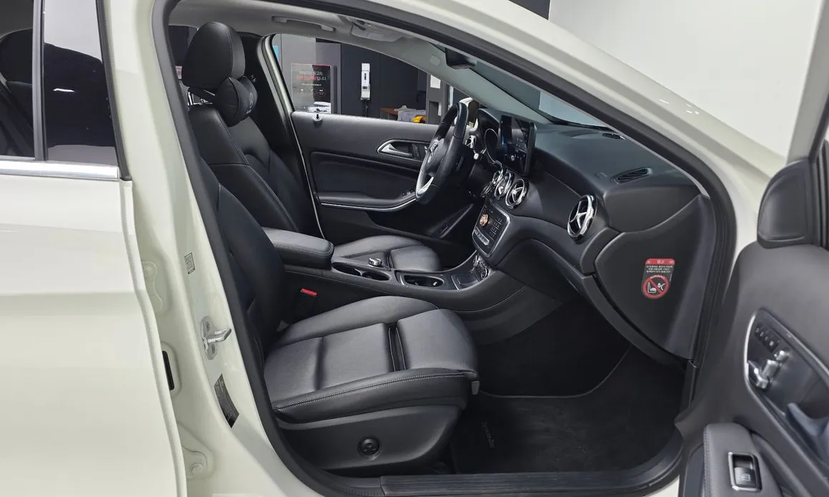 Mercedes-Benz GLA-Class