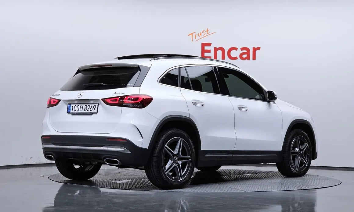 Mercedes-Benz GLA-Class