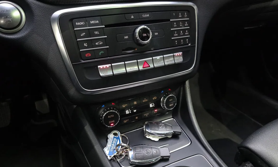 Mercedes-Benz GLA-Class