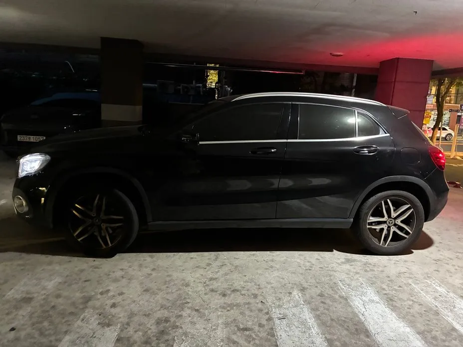 Mercedes-Benz GLA-Class