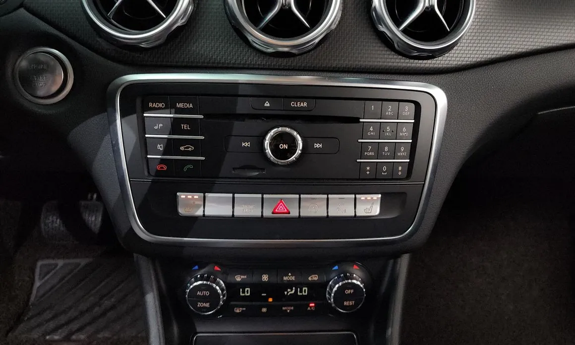 Mercedes-Benz GLA-Class