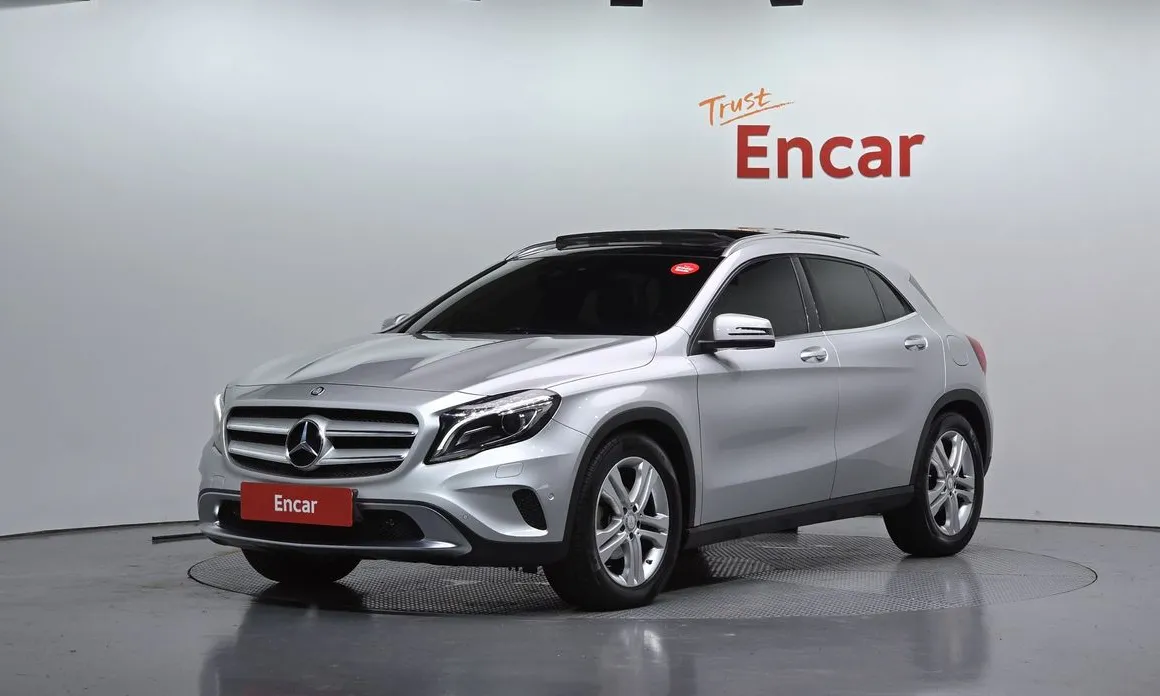 Mercedes-Benz GLA-Class