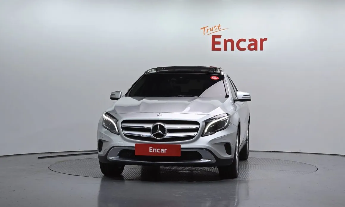 Mercedes-Benz GLA-Class