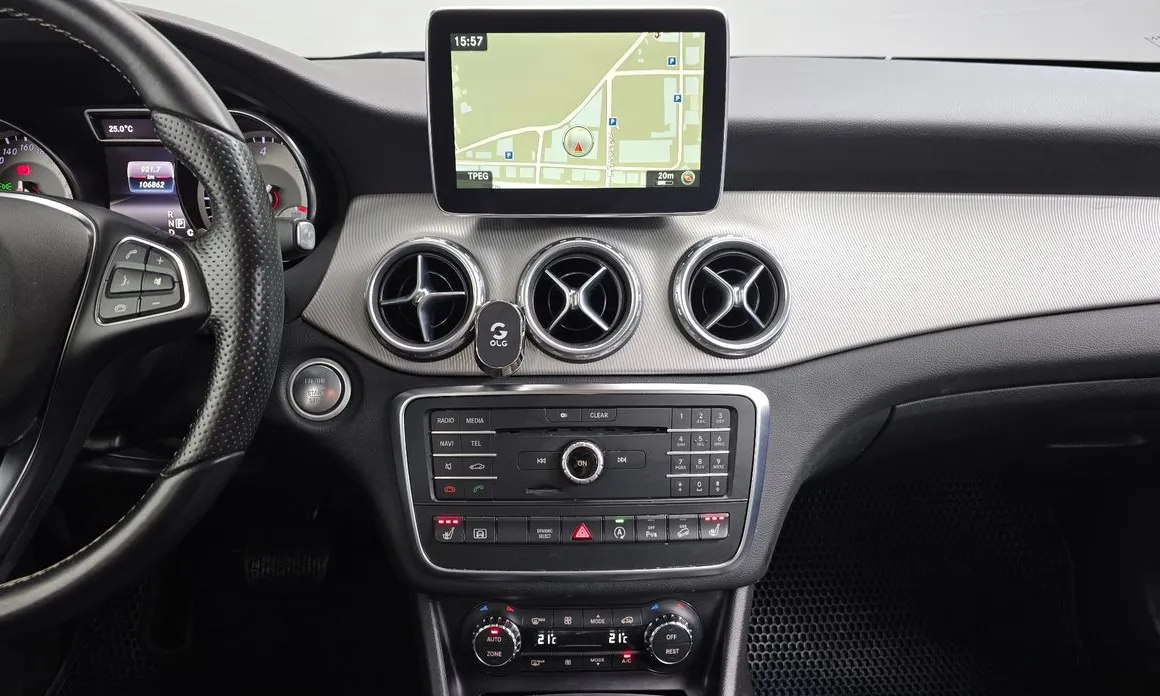 Mercedes-Benz GLA-Class