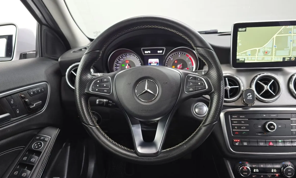 Mercedes-Benz GLA-Class
