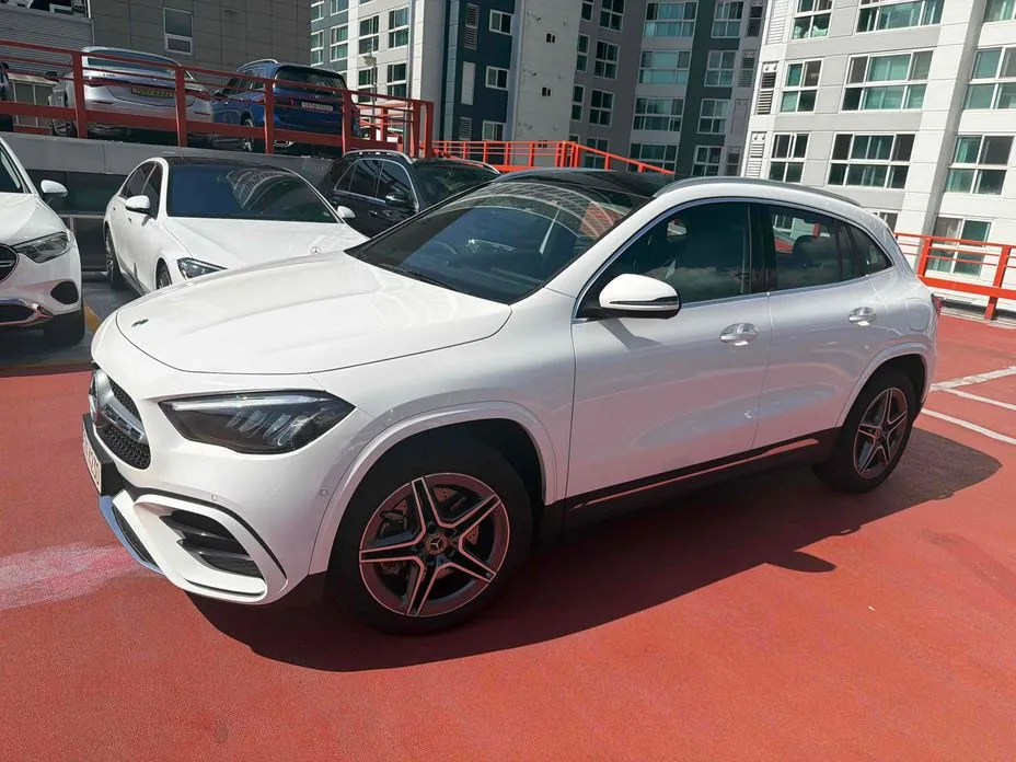 Mercedes-Benz GLA-Class