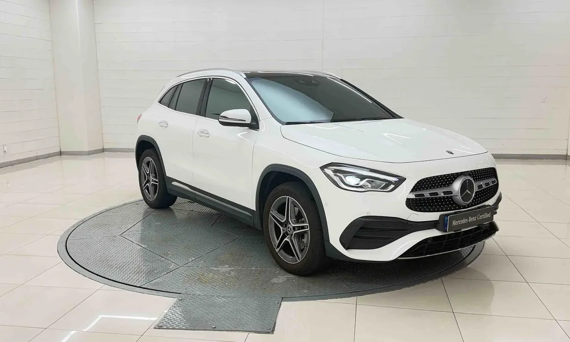 Mercedes-Benz GLA-Class