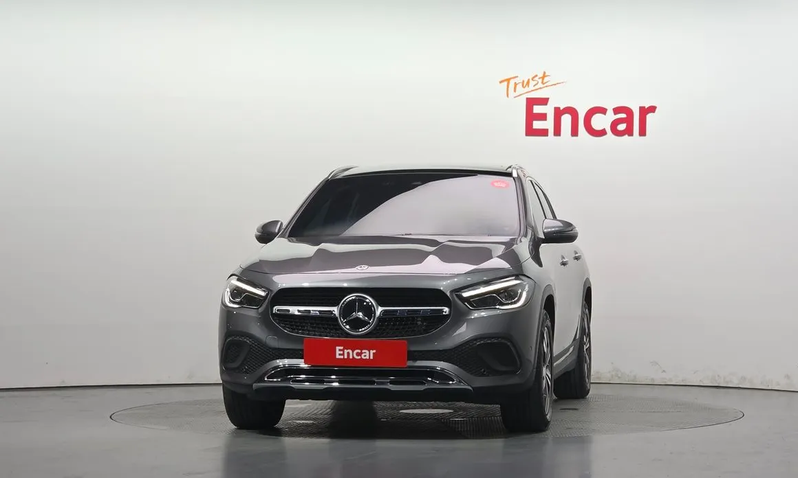 Mercedes-Benz GLA-Class