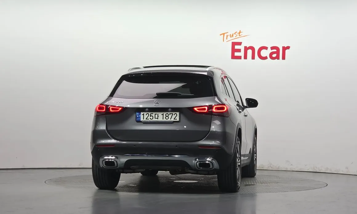 Mercedes-Benz GLA-Class