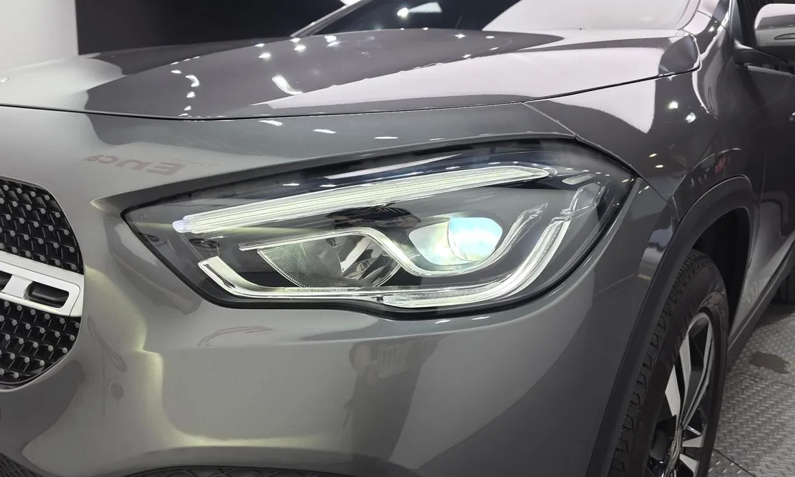 Mercedes-Benz GLA-Class