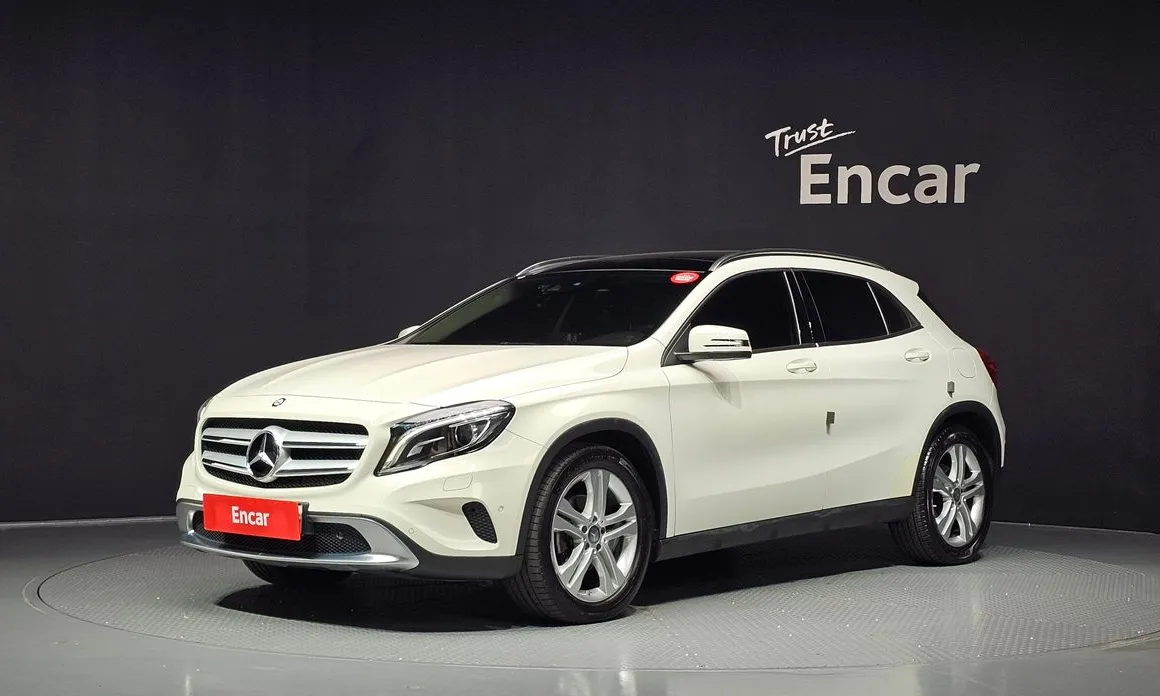 Mercedes-Benz GLA-Class