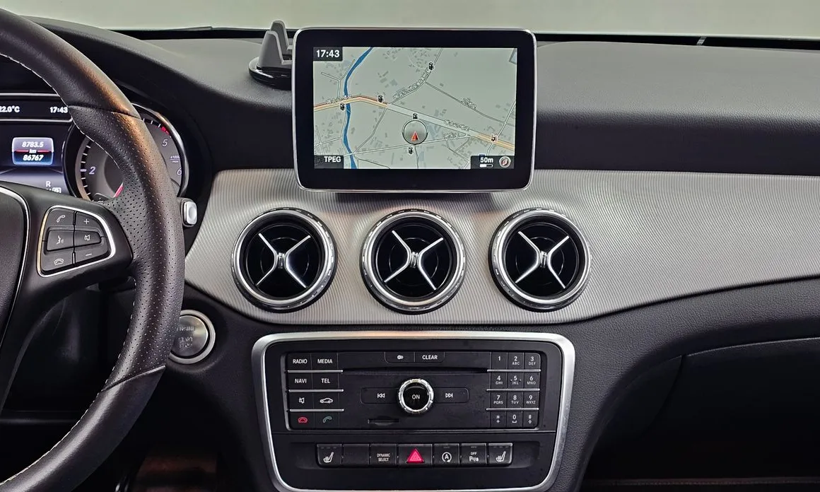 Mercedes-Benz GLA-Class