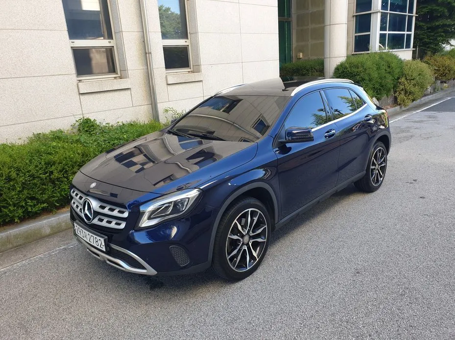 Mercedes-Benz GLA-Class
