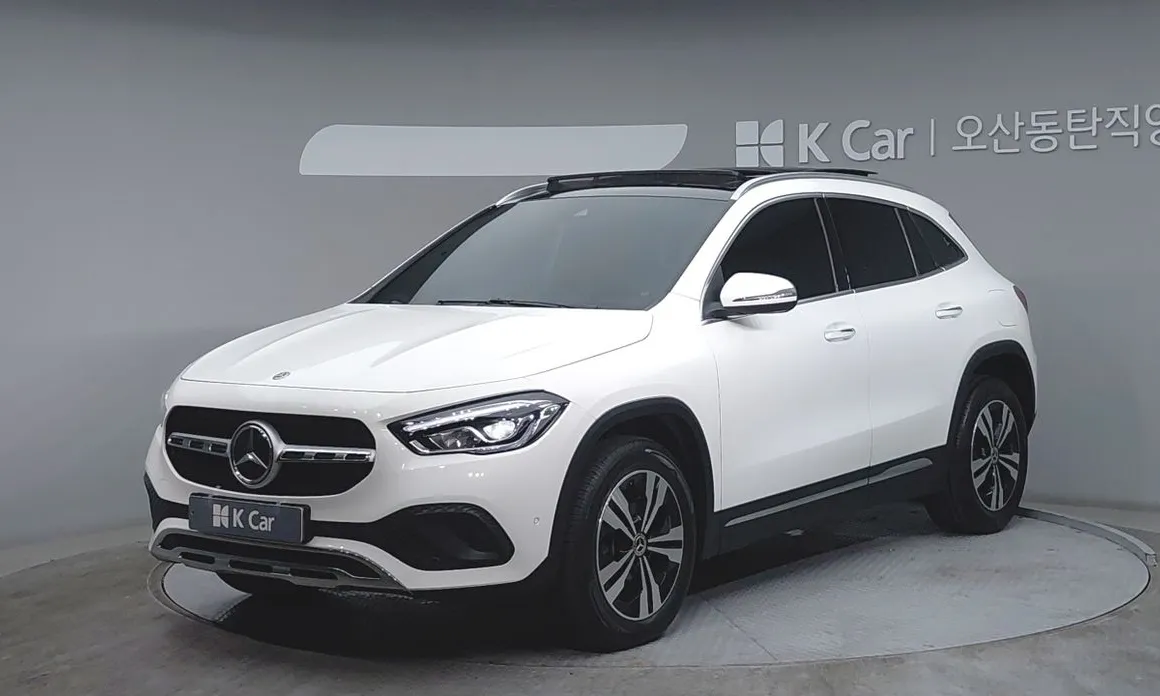 Mercedes-Benz GLA-Class