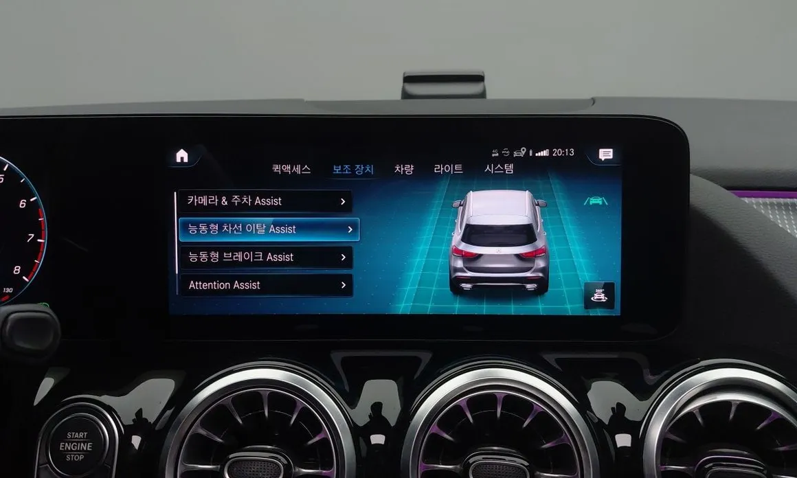 Mercedes-Benz GLA-Class