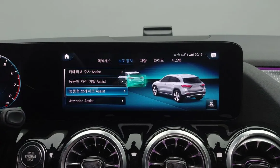 Mercedes-Benz GLA-Class