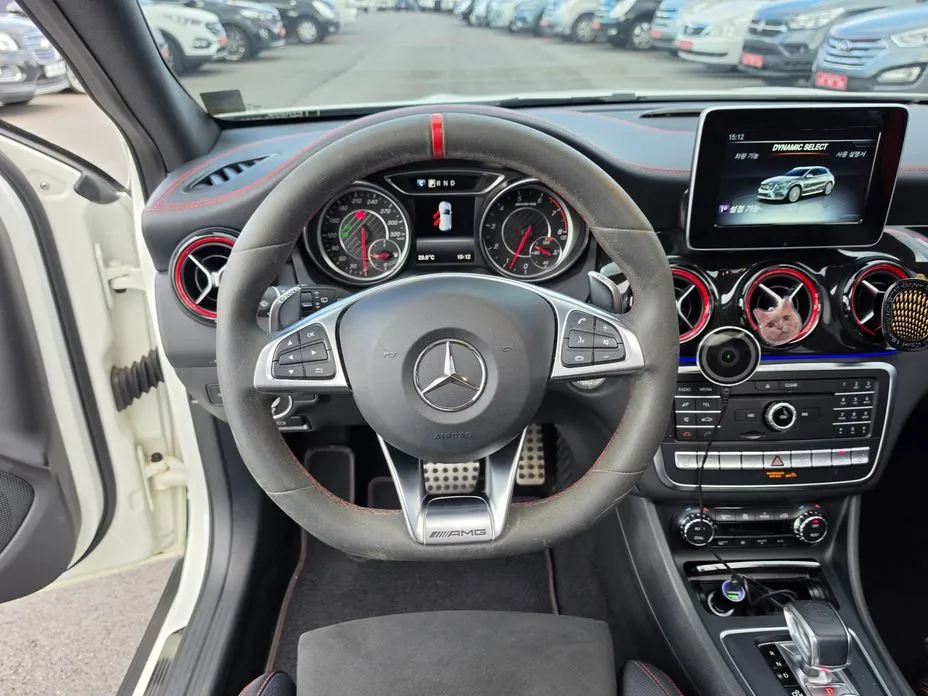 Mercedes-Benz GLA-Class