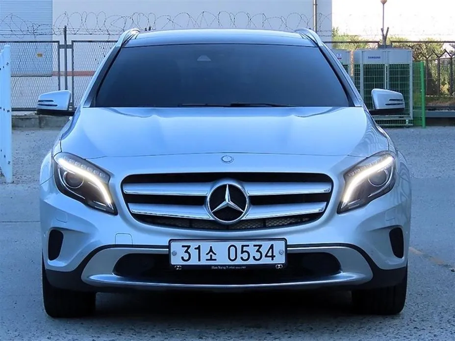 Mercedes-Benz GLA-Class