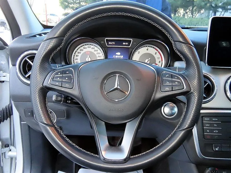 Mercedes-Benz GLA-Class