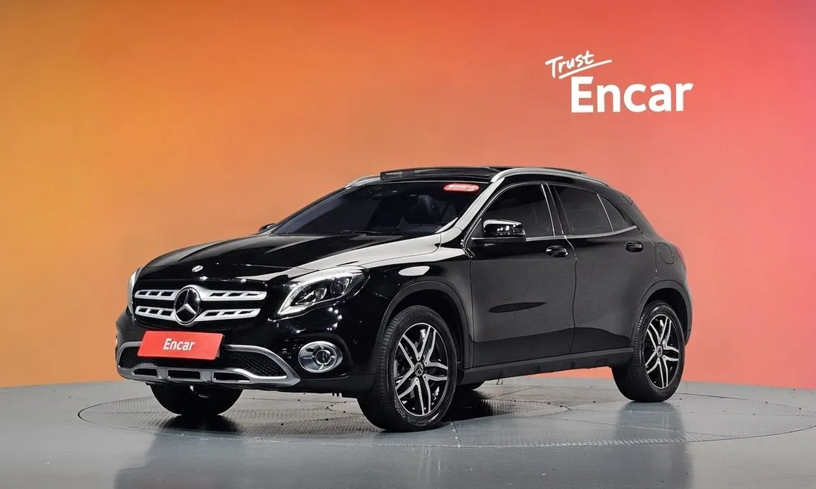 Mercedes-Benz GLA-Class