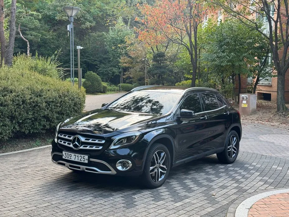 Mercedes-Benz GLA-Class