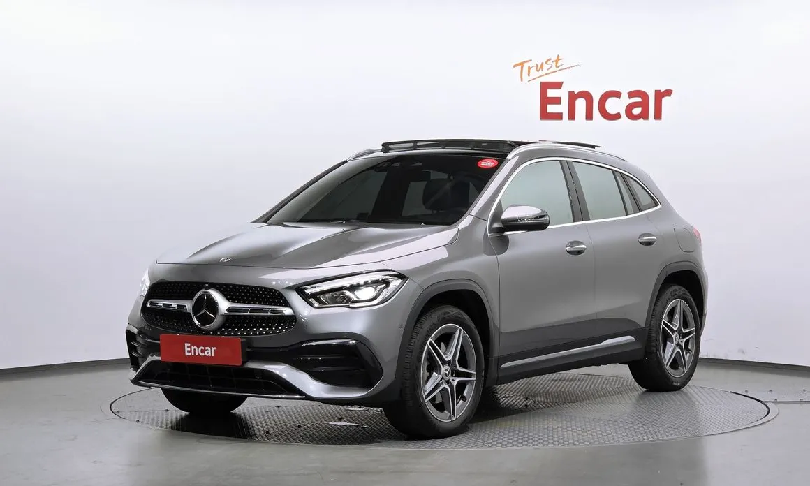 Mercedes-Benz GLA-Class
