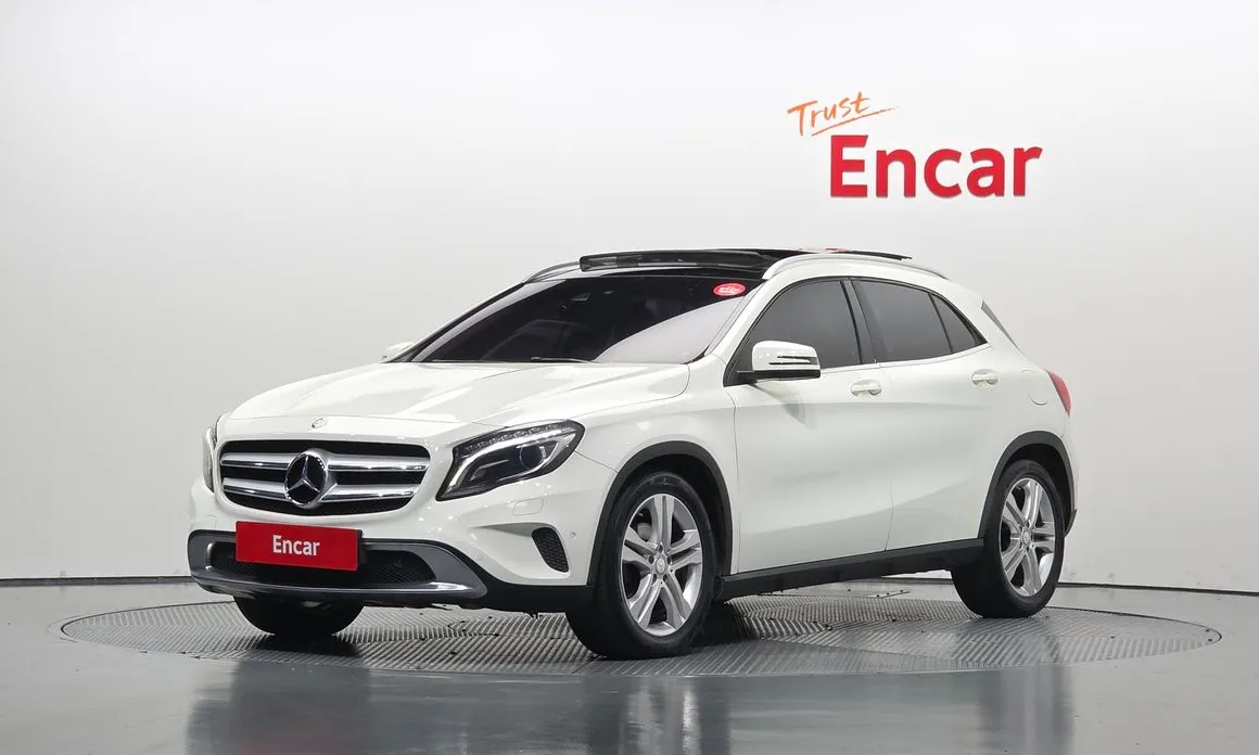 Mercedes-Benz GLA-Class