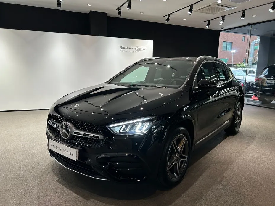Mercedes-Benz GLA-Class