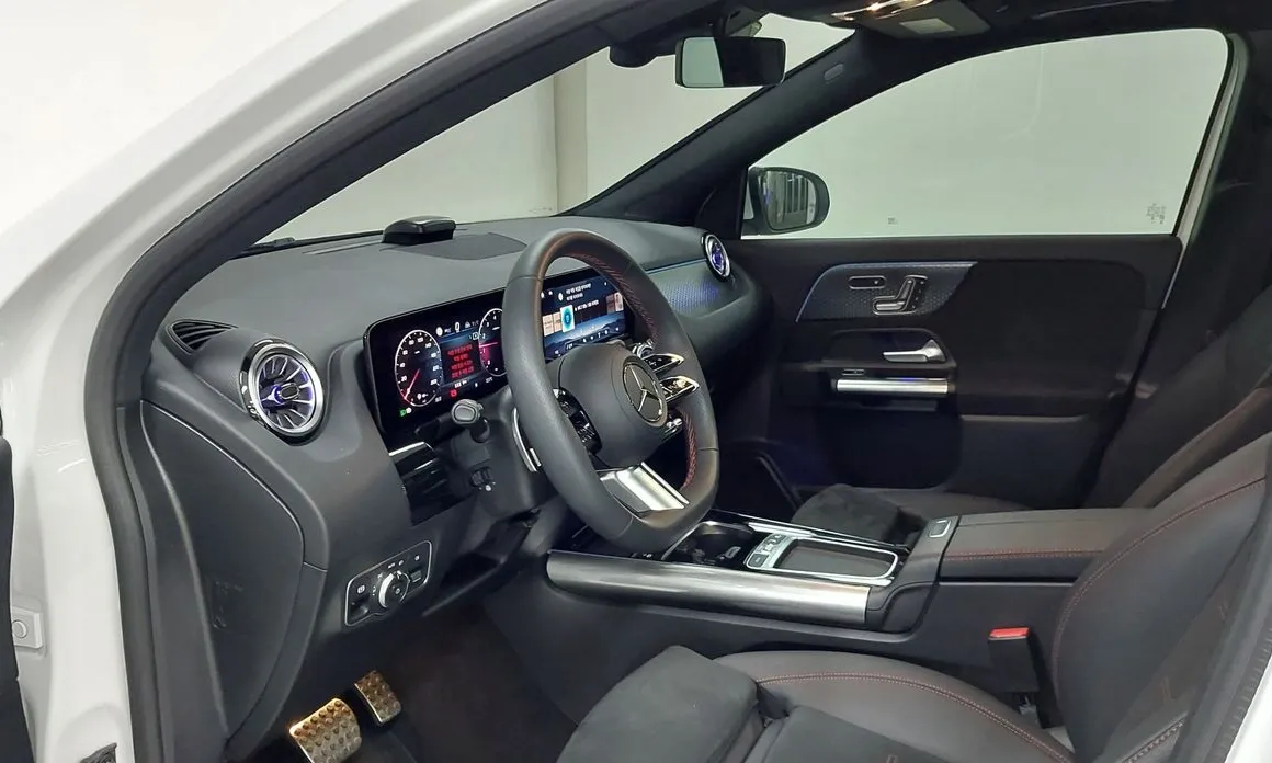 Mercedes-Benz GLA-Class